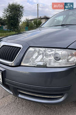 Лифтбек Skoda Superb 2007 в 