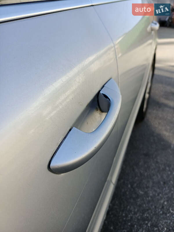 Лифтбек Skoda Superb 2009 в Гнивани