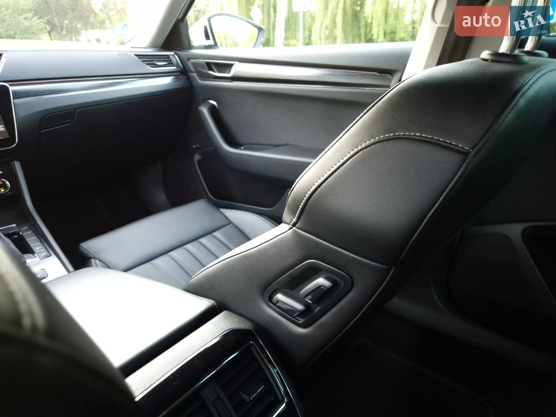 2019 Skoda Superb - мініатюра 35