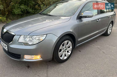 Универсал Skoda Superb 2013 в 