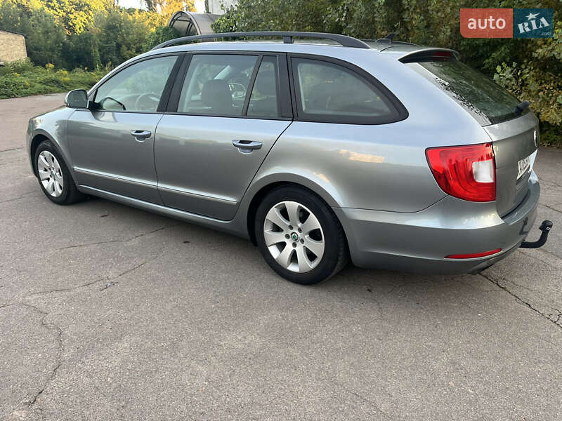 Универсал Skoda Superb 2013 в Запорожье