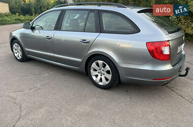 Универсал Skoda Superb 2013 в 
