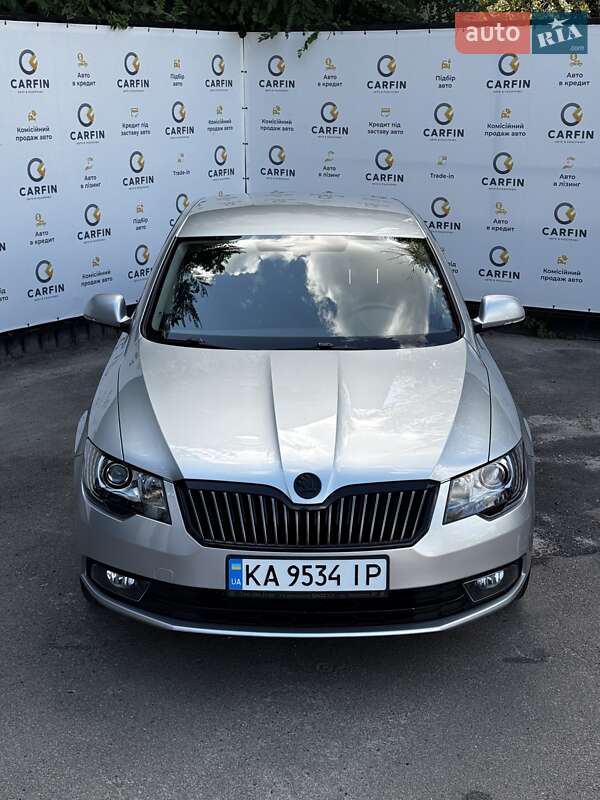 Лифтбек Skoda Superb 2014 в Киеве