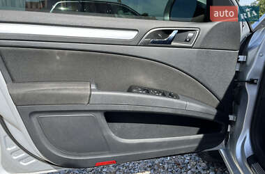 Лифтбек Skoda Superb 2013 в 