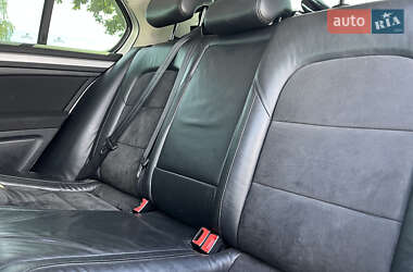 Лифтбек Skoda Superb 2013 в 
