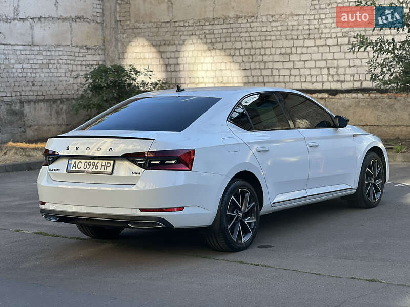 Лифтбек Skoda Superb 2022 в Одессе
