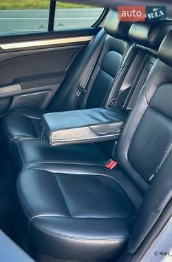 Лифтбек Skoda Superb 2012 в 