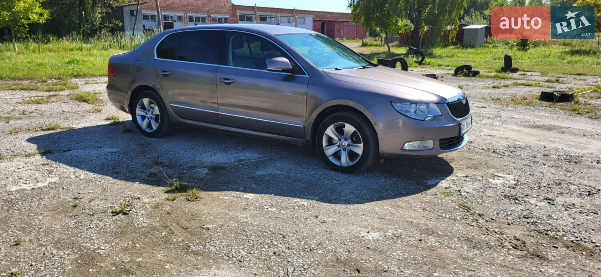 2011 Skoda Superb - фото 1