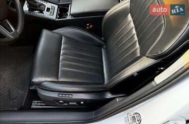 Лифтбек Skoda Superb 2019 в 