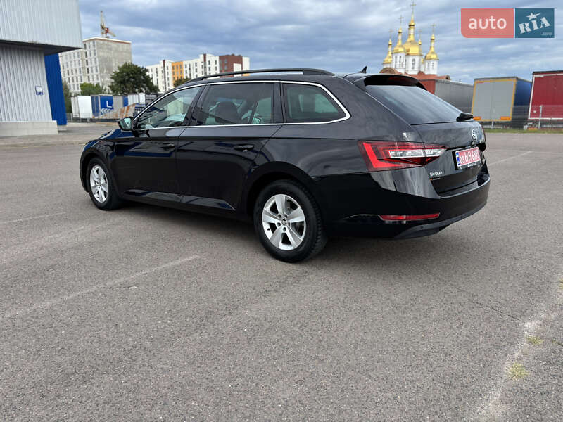 Универсал Skoda Superb 2019 в Ковеле