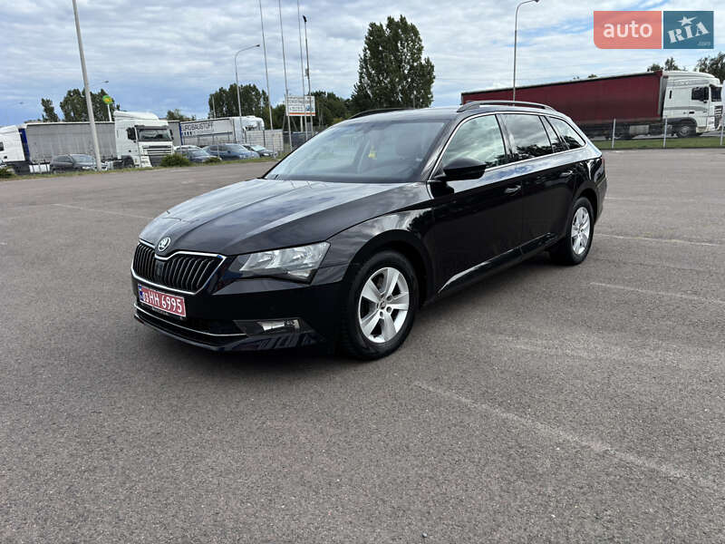 Универсал Skoda Superb 2019 в Ковеле