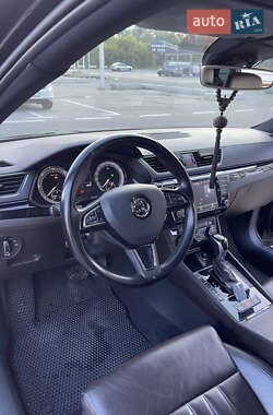 Универсал Skoda Superb 2015 в 