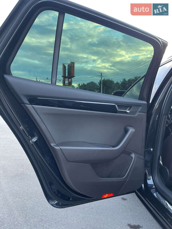 Универсал Skoda Superb 2015 в Ирпене