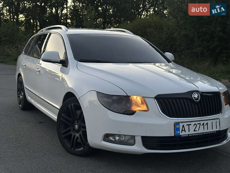 Skoda Superb 2011