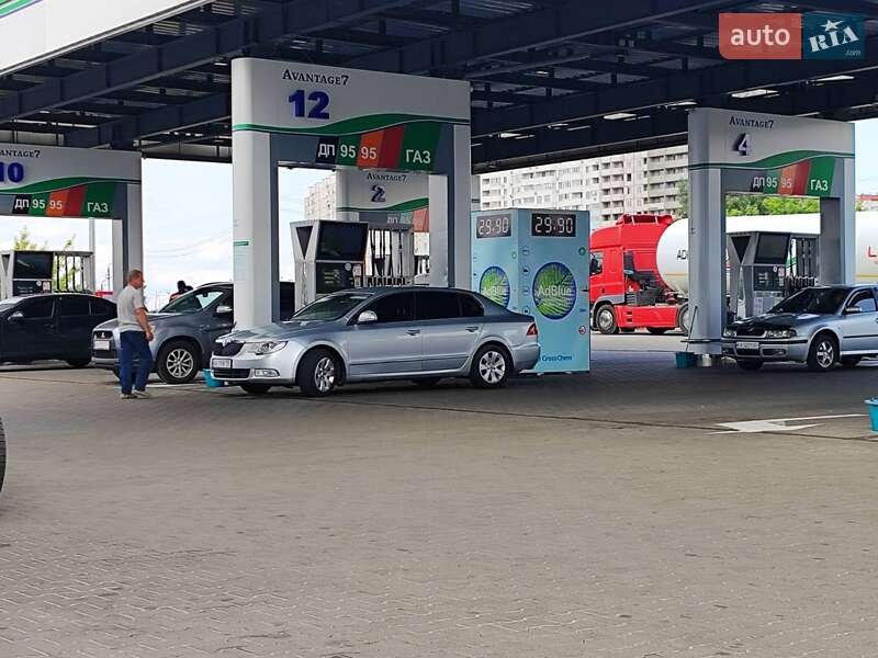 Ліфтбек Skoda Superb 2010 в Шостці