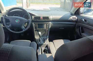 Лифтбек Skoda Superb 2006 в 
