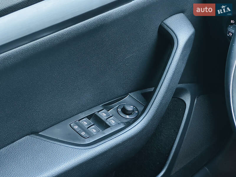 Лифтбек Skoda Superb 2018 в Харькове
