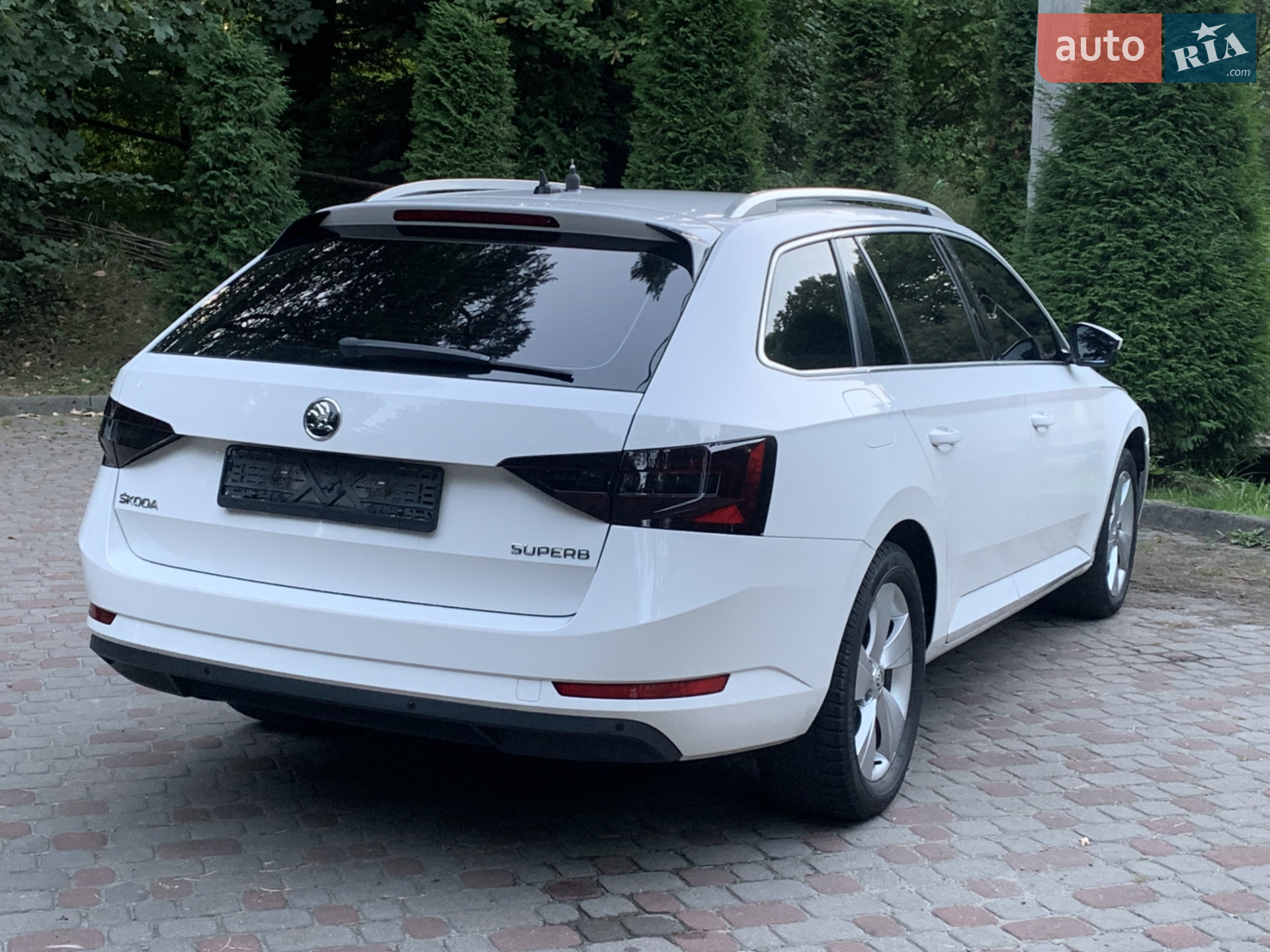 2017 Skoda Superb - мініатюра 21