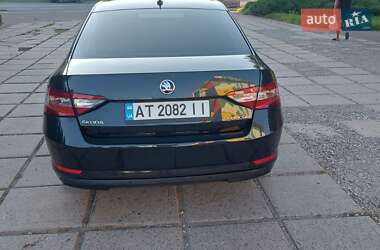 Лифтбек Skoda Superb 2017 в 
