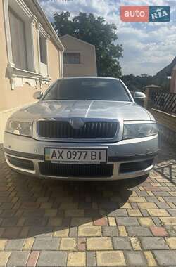 Ліфтбек Skoda Superb 2007 в Високому