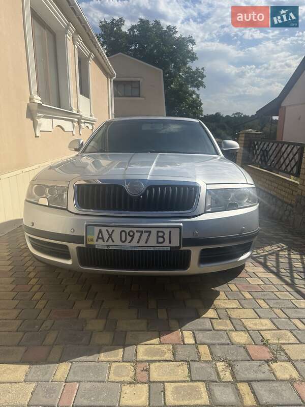 Skoda Superb 2007