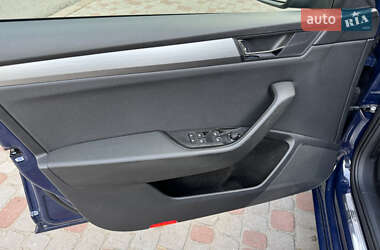 Универсал Skoda Superb 2018 в 