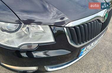 Лифтбек Skoda Superb 2010 в 