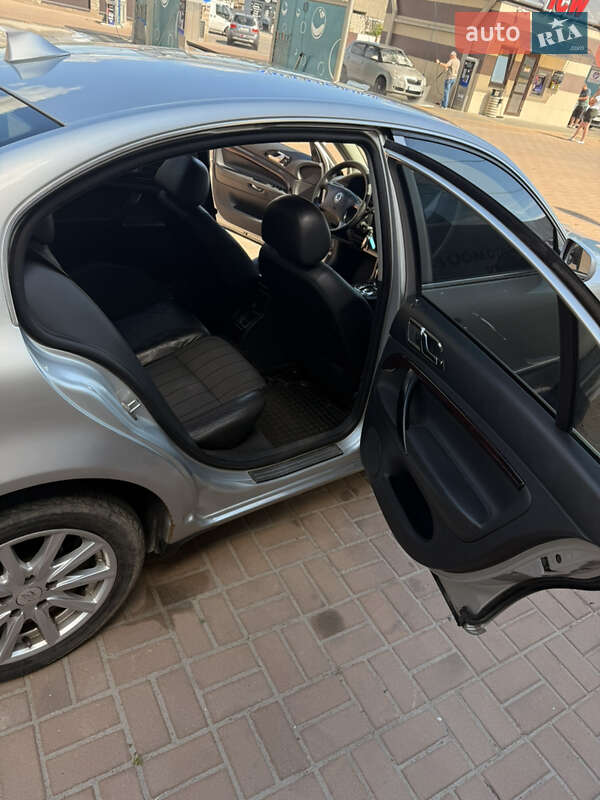 Лифтбек Skoda Superb 2005 в Белой Церкви