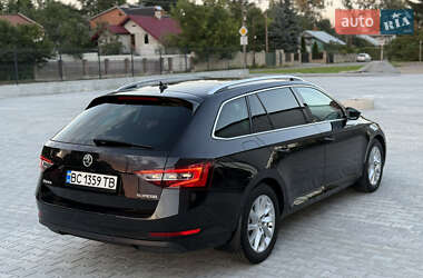Универсал Skoda Superb 2018 в 