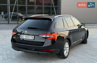 Универсал Skoda Superb 2018 в 