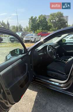 Лифтбек Skoda Superb 2019 в 