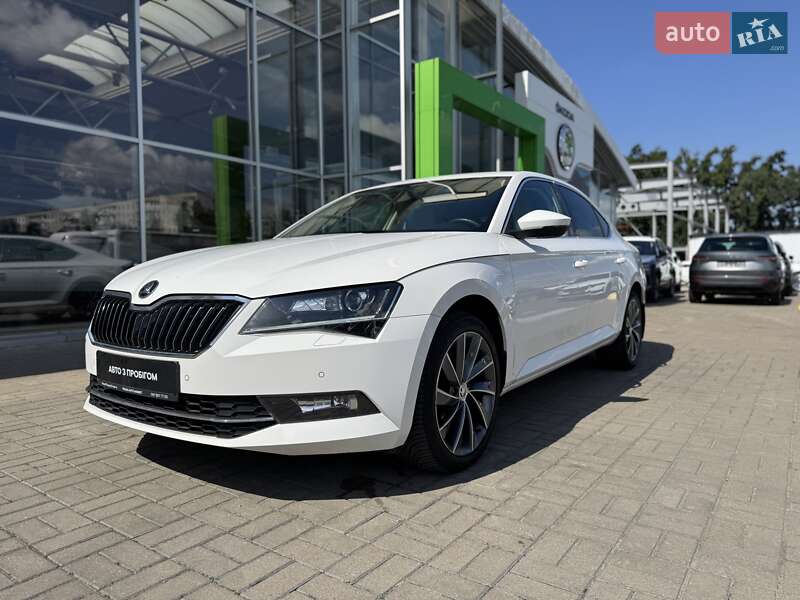 Лифтбек Skoda Superb 2018 в Киеве