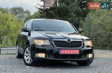 Лифтбек Skoda Superb 2010 в 