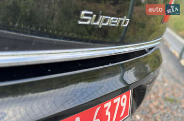Лифтбек Skoda Superb 2010 в 