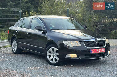 Лифтбек Skoda Superb 2010 в 