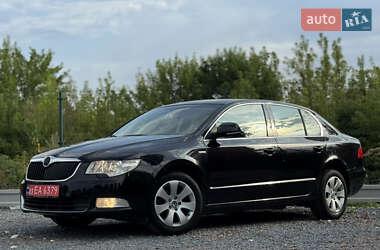 Лифтбек Skoda Superb 2010 в 