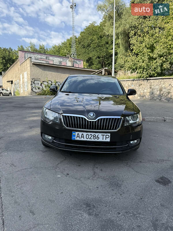 Skoda Superb 2015