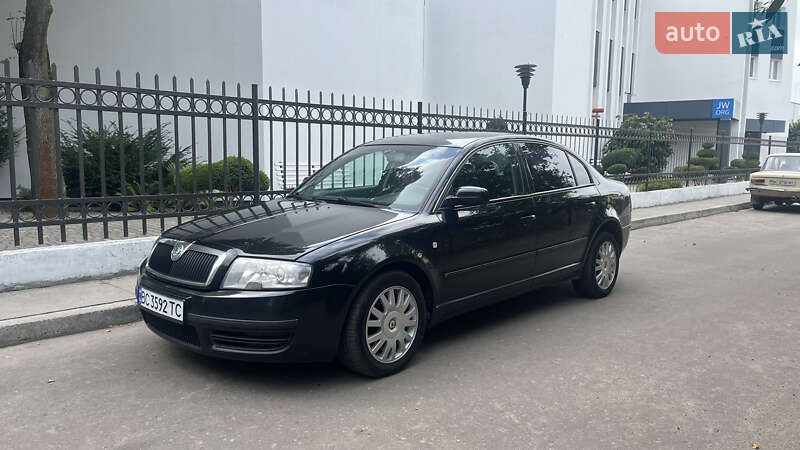 Skoda Superb 2003