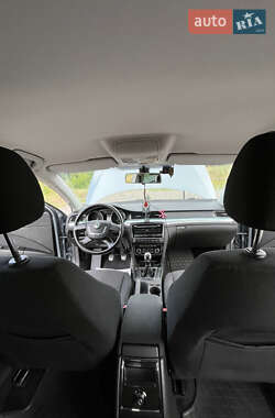 Лифтбек Skoda Superb 2009 в 