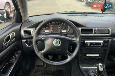 Лифтбек Skoda Superb 2005 в 