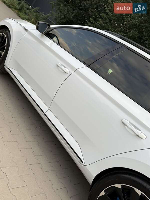 Універсал Skoda Superb 2020 в Софіївській Борщагівці