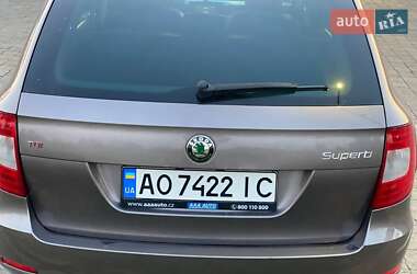 Универсал Skoda Superb 2010 в 