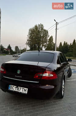 Лифтбек Skoda Superb 2008 в 