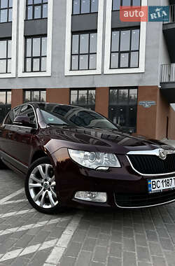 Лифтбек Skoda Superb 2008 в 