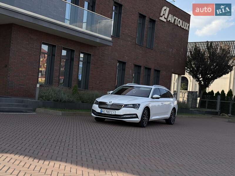 Универсал Skoda Superb 2020 в Мукачево