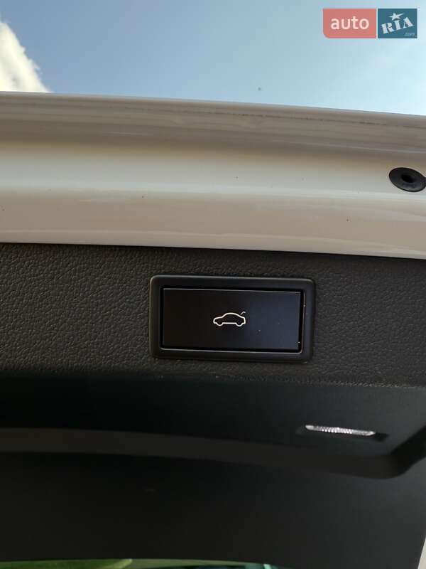 Универсал Skoda Superb 2020 в Мукачево