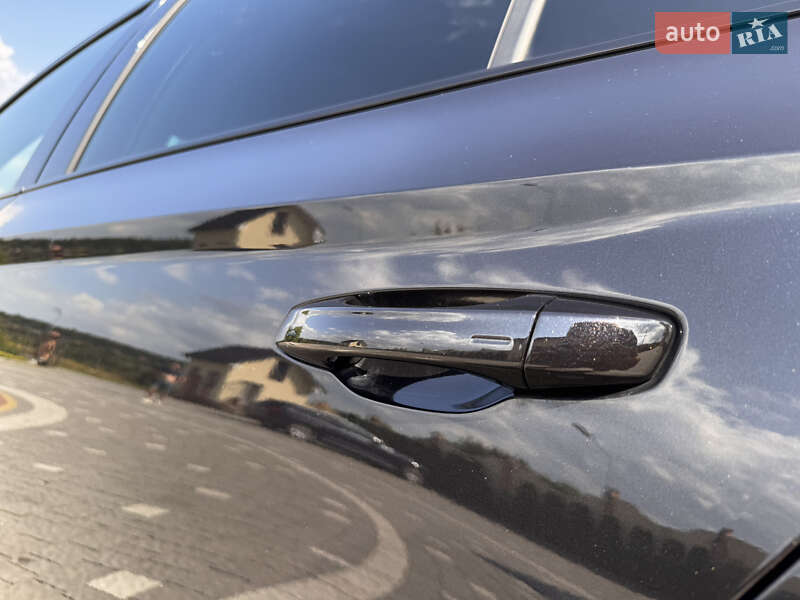 Универсал Skoda Superb 2020 в Дрогобыче