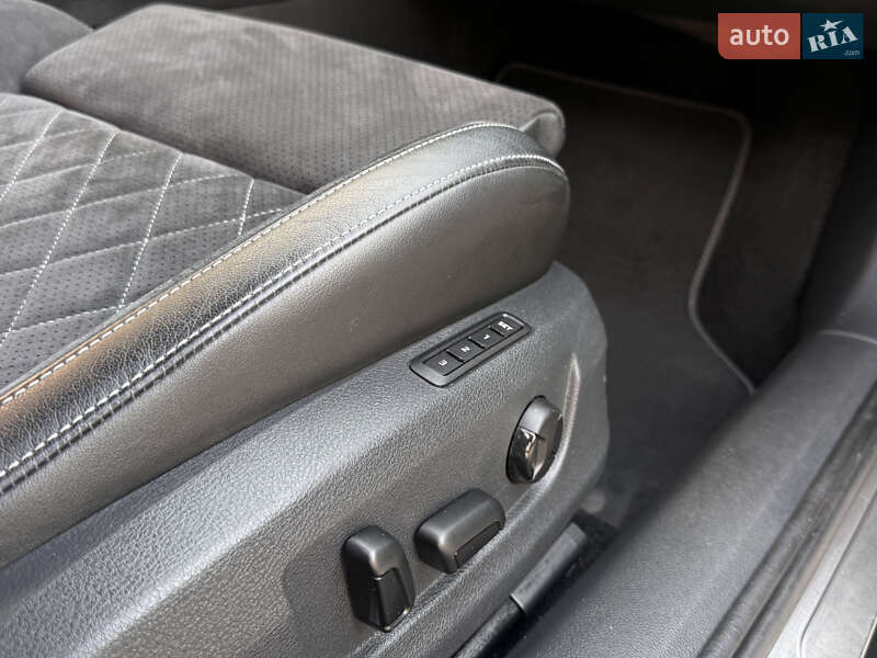 Универсал Skoda Superb 2020 в Дрогобыче