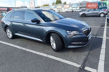 Универсал Skoda Superb 2019 в 