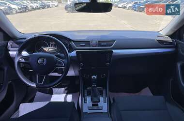 Лифтбек Skoda Superb 2018 в 